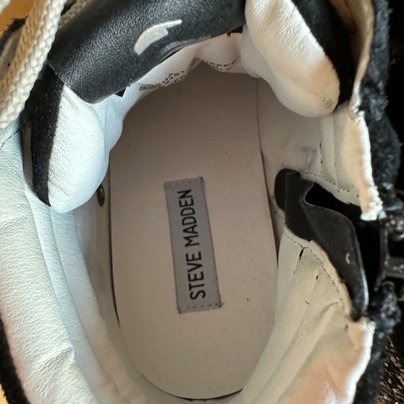 Steve Madden  Serena Black sequin Hi top sneaker, 8.  CB2164 - Picture 8 of 9